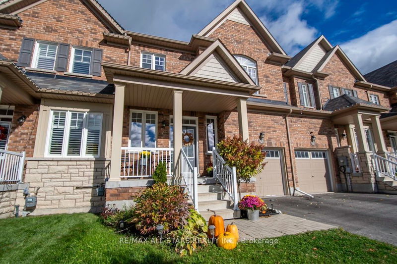 94 Ross Wright Ave  Clarington, L1C 3K7 | Image 2