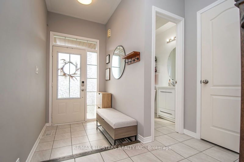 94 Ross Wright Ave  Clarington, L1C 3K7 | Image 4