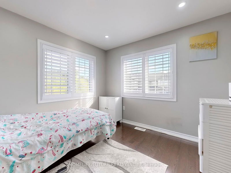 2427 Moonlight Cres  Pickering, L1X 0E9 | Image 20