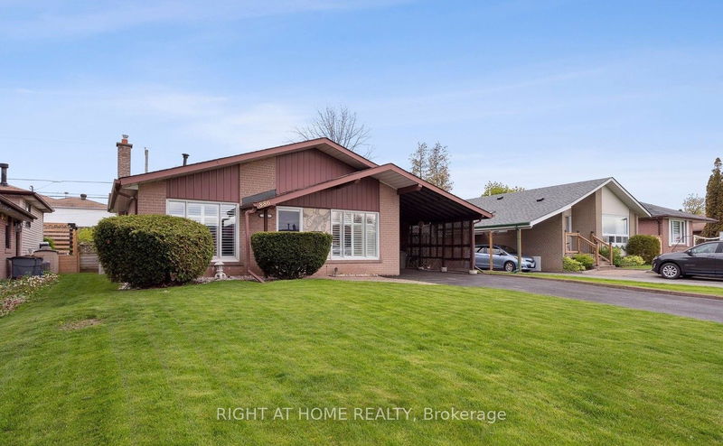 home for lease on Basmt-886 Grenoble Boulevard