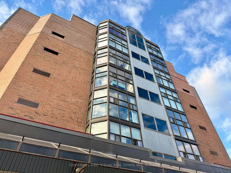home for lease on 405-80 Athol Street E