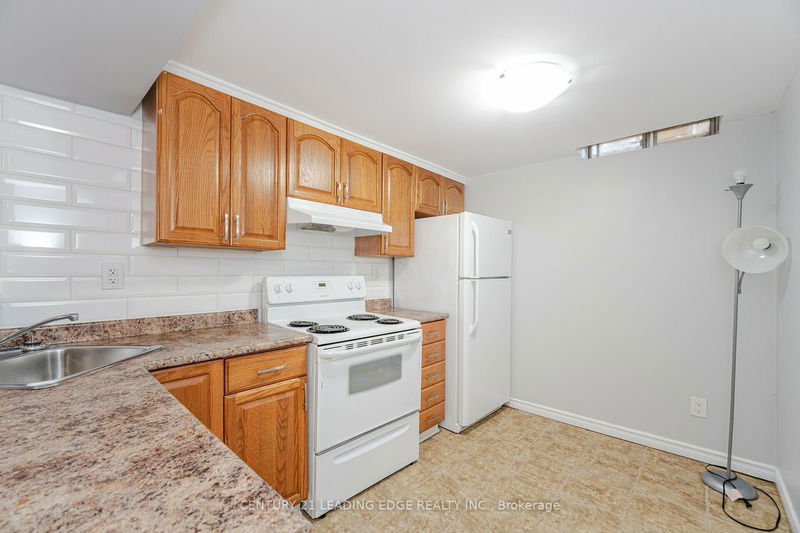 731 Wesley Dr  Oshawa, L1H 7X6 | Image 23