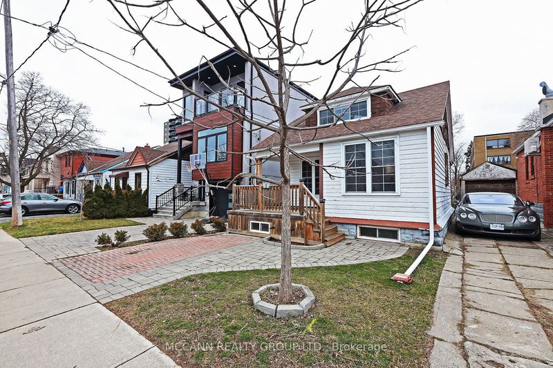 210 Gowan Ave  Toronto, M4J 2K6 | Image 2