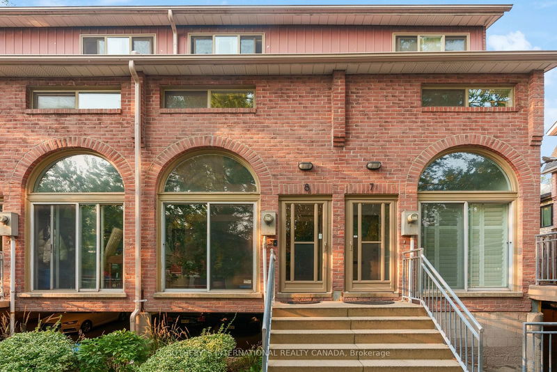 home for sale on TH8-32 Curzon Street