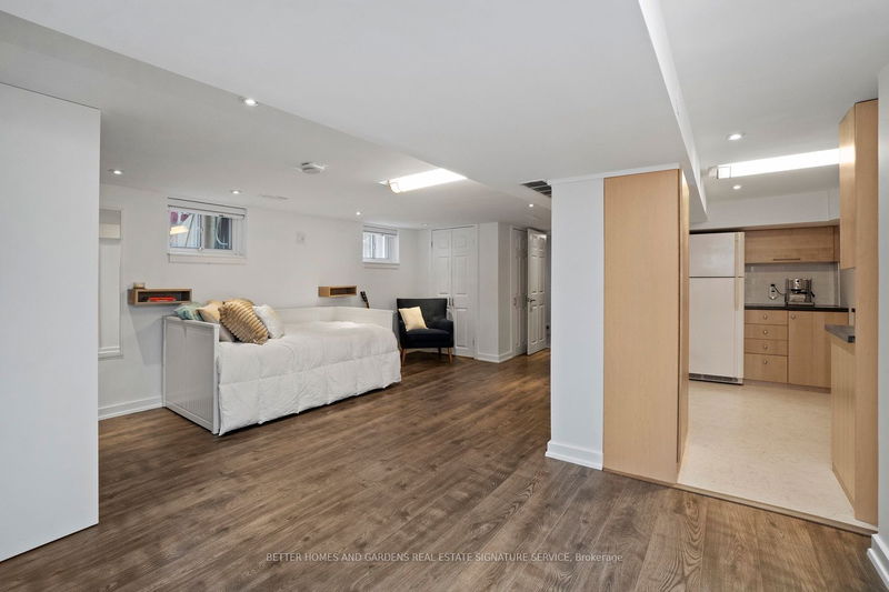 81 Mccowan Rd  Toronto, M1M 3M3 | Image 22