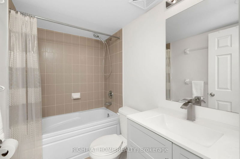  20 - 1 Eaton Park Lane  Toronto, M1W 0A5 | Image 24