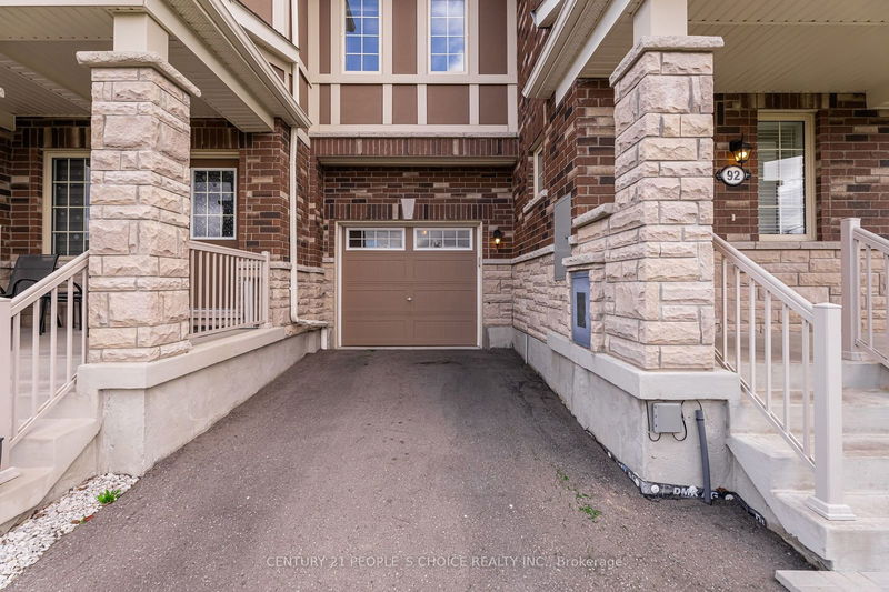 92 Coho Dr  Whitby, L1P 0E6 | Image 3