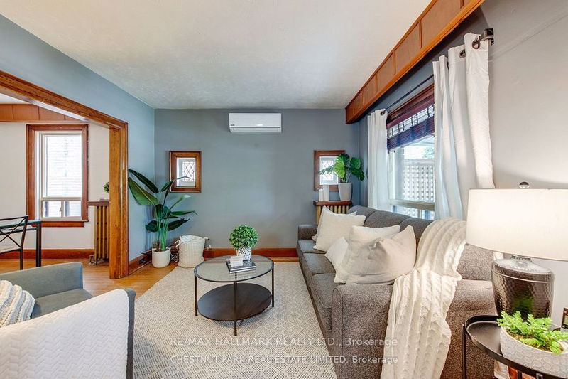 59 Sibley Ave  Toronto, M4C 5E8 | Image 2