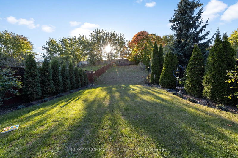 73 McSweeney Cres  Ajax, L1T 4G2 | Image 25