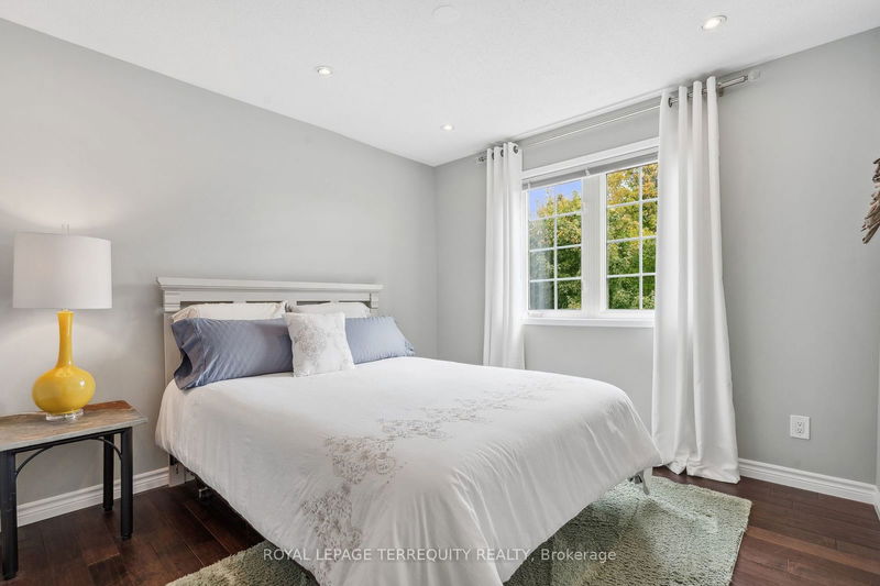 65 Chieftain St  Whitby, L1R 3C2 | Image 22