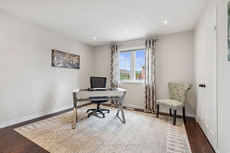 65 Chieftain St  Whitby, L1R 3C2 | Image 25