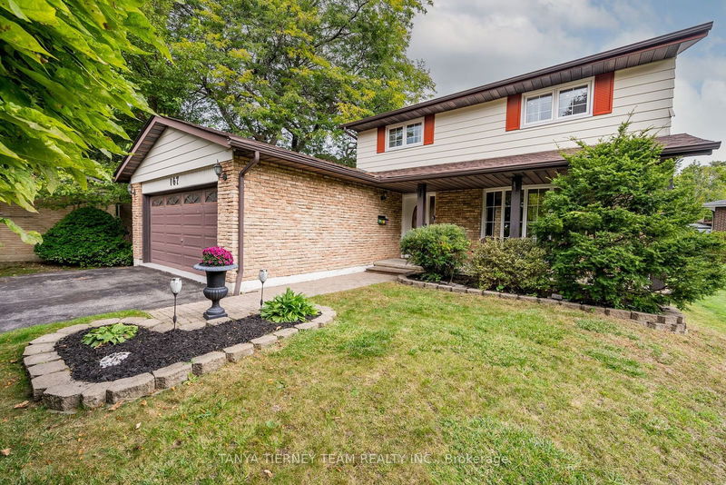 167 Woodlane Crt  Oshawa, L1G 6Y5 | Image 3