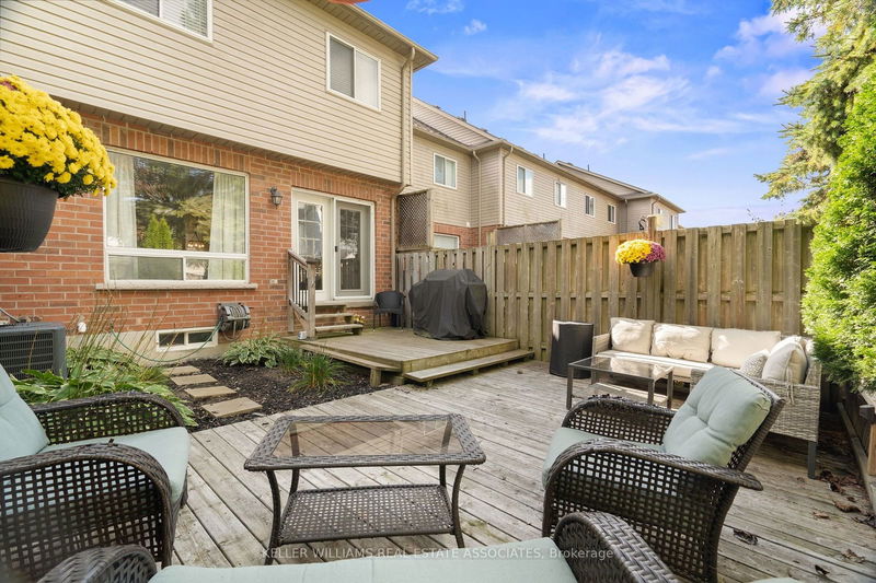 152 Richfield Sq  Clarington, L1E 3G3 | Image 25