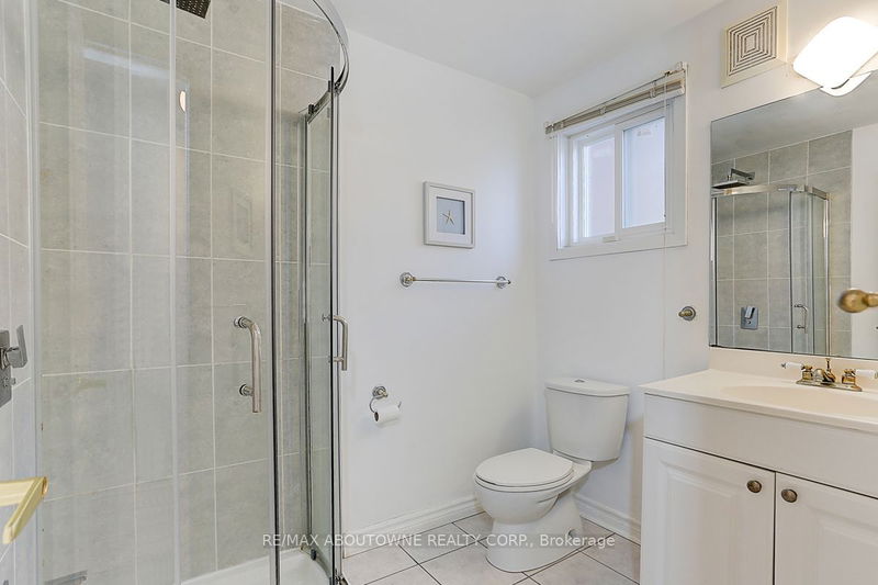 31 Lambeth Sq  Toronto, M1W 3B3 | Image 30