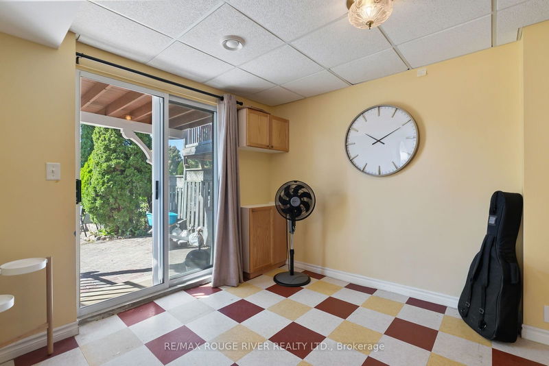 69 Jays Dr  Whitby, L1R 2T8 | Image 35