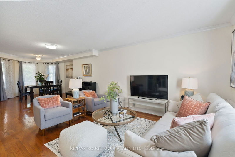 69 Jays Dr  Whitby, L1R 2T8 | Image 9