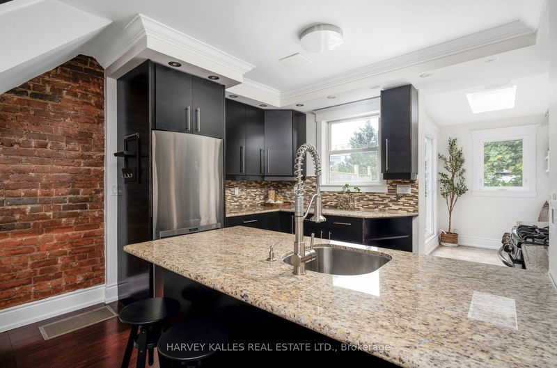 20 Cedarvale Ave  Toronto, M4C 4J4 | Image 13