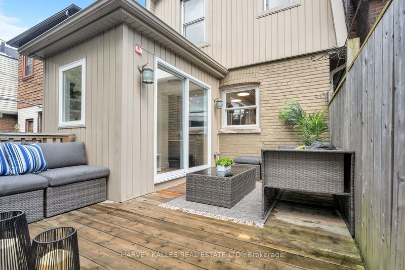 20 Cedarvale Ave  Toronto, M4C 4J4 | Image 35