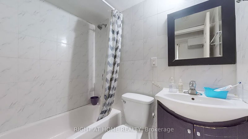  18 - 11 Livonia Pl  Toronto, M1E 4W5 | Image 32