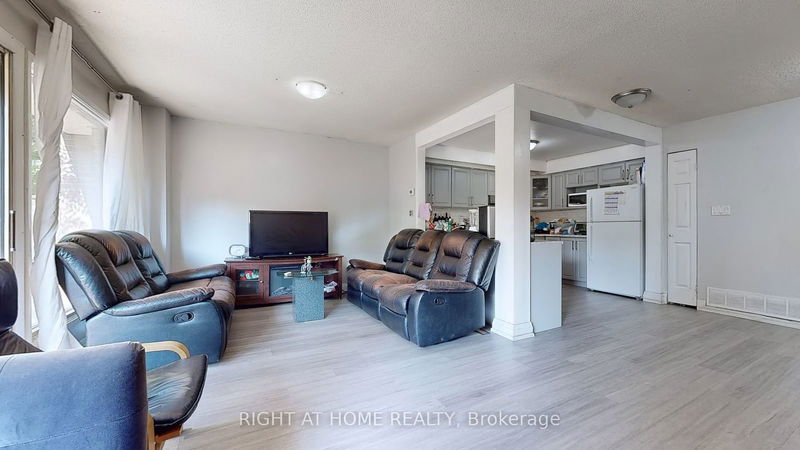  18 - 11 Livonia Pl  Toronto, M1E 4W5 | Image 7