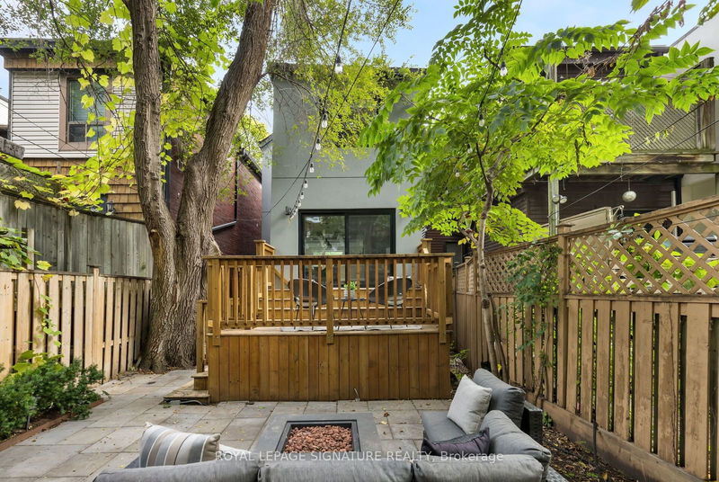 14 Winnifred Ave  Toronto, M4M 2X3 | Image 13