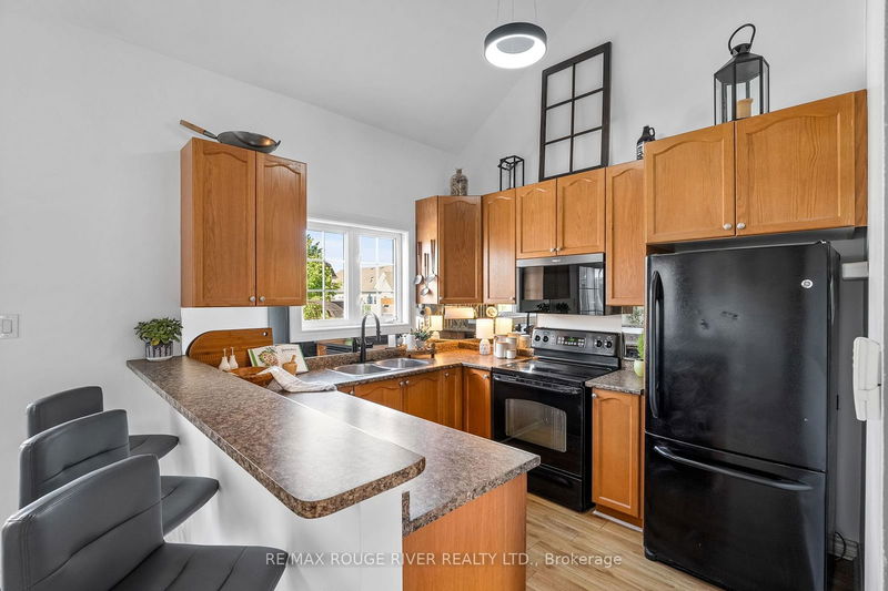 18 Wicker Park Way  Whitby, L1R 0C8 | Image 19