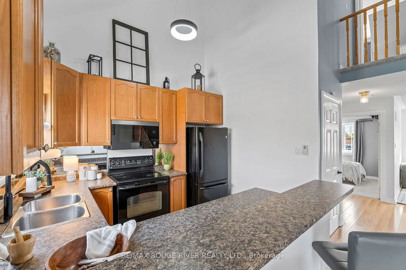 18 Wicker Park Way  Whitby, L1R 0C8 | Image 20