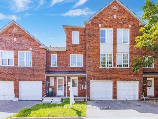 16 - 1995 Pinegrove Avenue