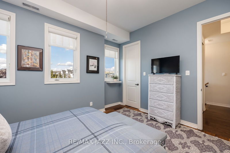  1 - 345 Lakebreeze Dr  Clarington, L1B 0C3 | Image 20