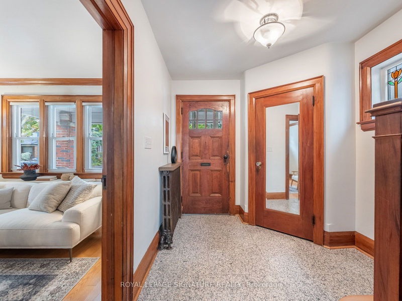 24 Chilton Rd  Toronto, M4J 3C8 | Image 6