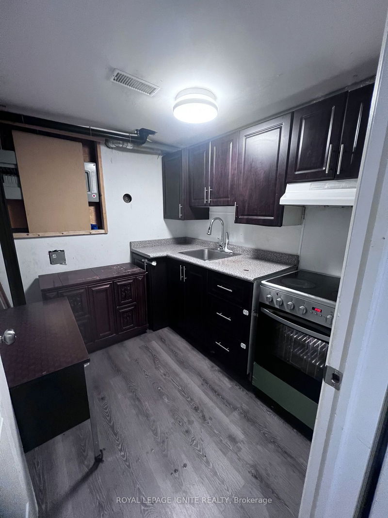 home for lease on Bsmt-10 Jackmuir Crescent