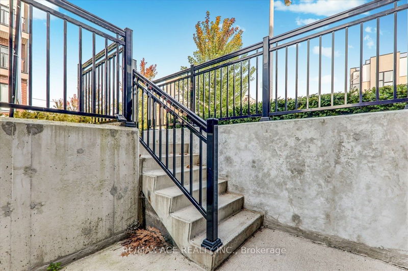  114 - 510 Kingbird Grve  Toronto, M1B 0E4 | Image 5