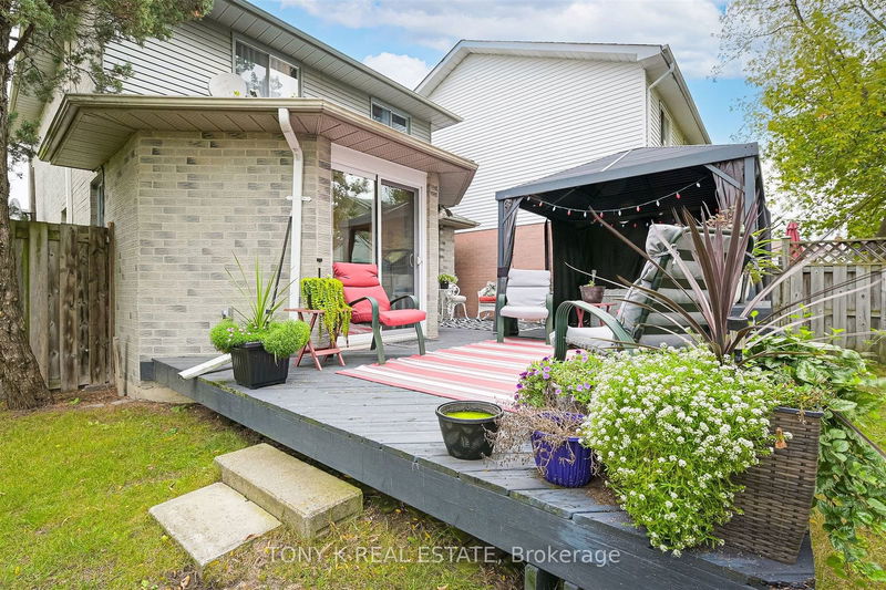 1617 Norwill Cres  Oshawa, L1G 7V4 | Image 16