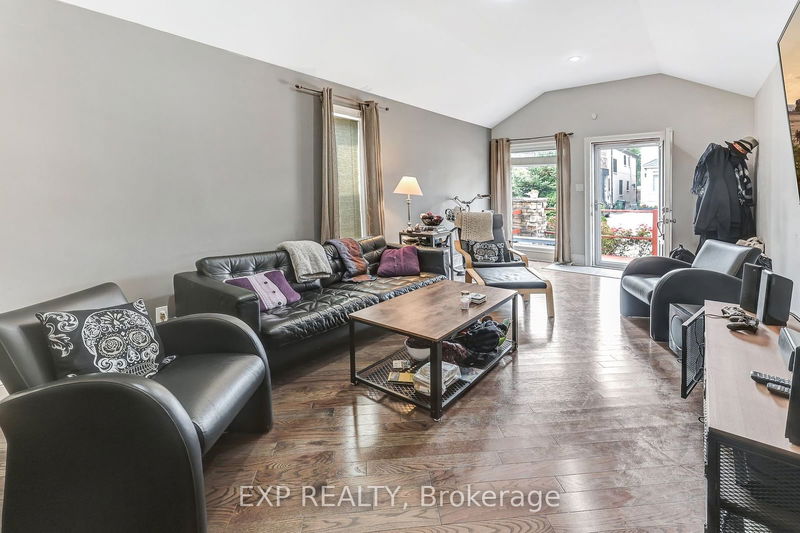 169 King Edward Ave  Toronto, M4C 5J7 | Image 1