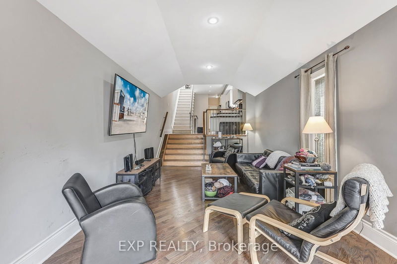 169 King Edward Ave  Toronto, M4C 5J7 | Image 3