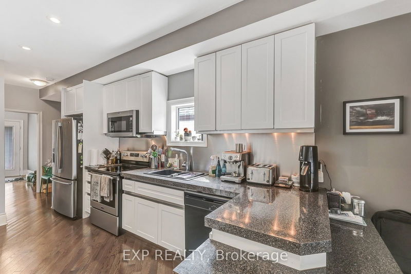 169 King Edward Ave  Toronto, M4C 5J7 | Image 5