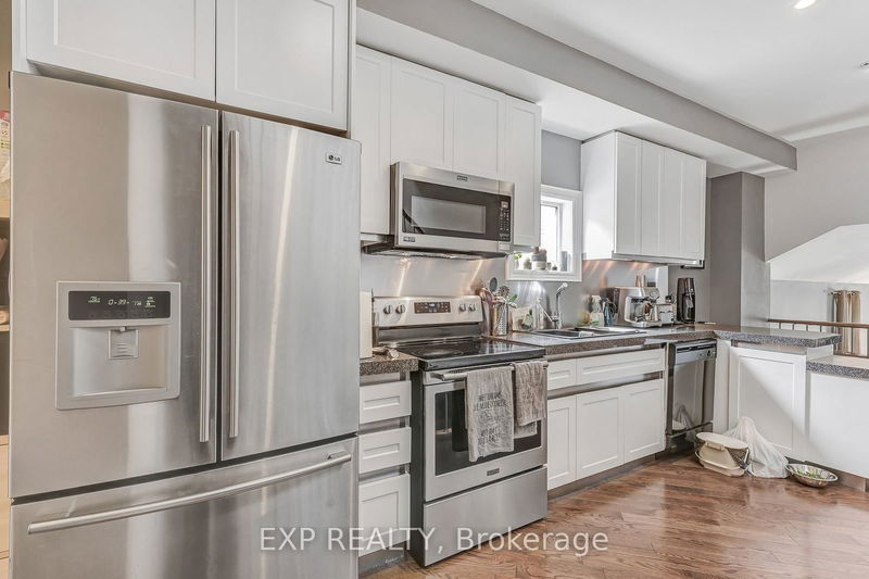 169 King Edward Ave  Toronto, M4C 5J7 | Image 7