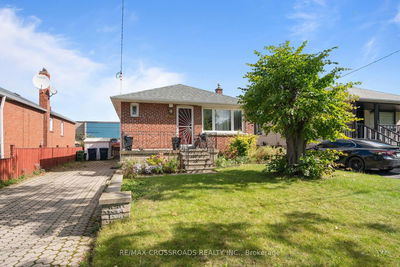 114 Glenshephard Dr  Toronto, M1K 4N3 | Image 1