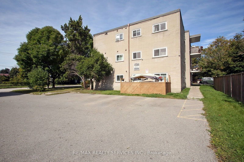 102 Front St E Whitby, L1N 1A1 | Image 14