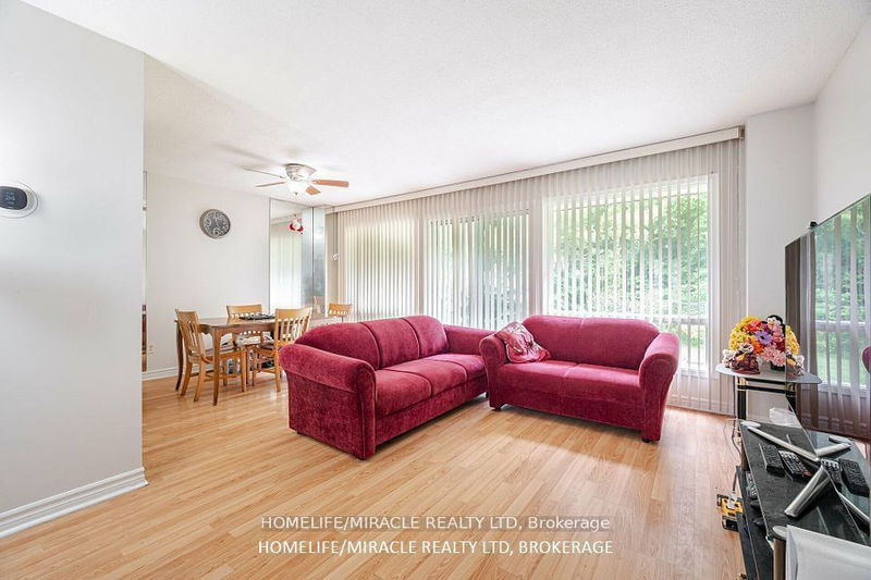  149 - 10 Livonia Pl  Toronto, M1E 4W6 | Image 10