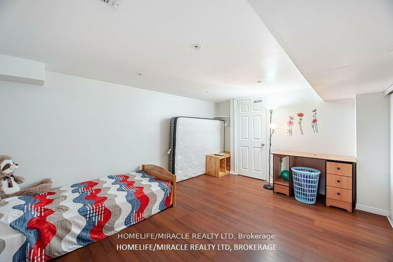  149 - 10 Livonia Pl  Toronto, M1E 4W6 | Image 23