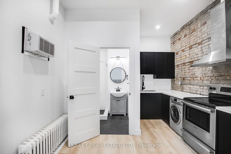 1918 Gerrard St E Toronto, M4L 2C1 | Image 20