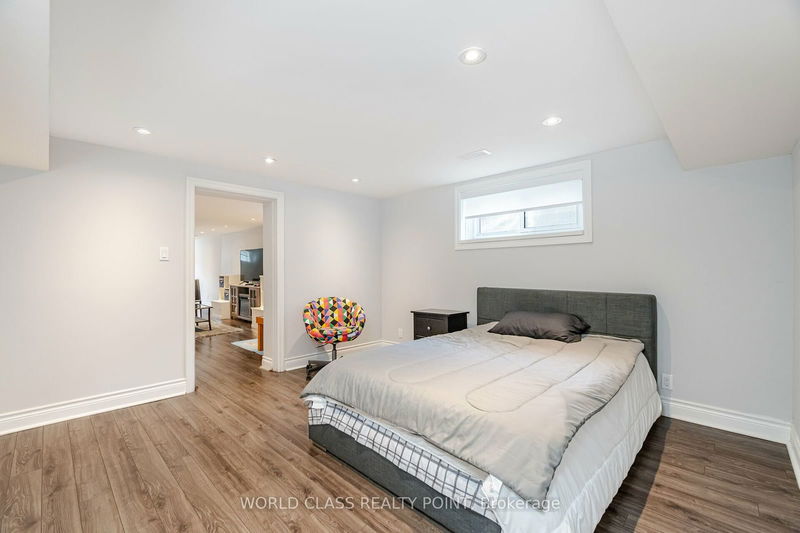 41 Howarth Ave  Toronto, M1R 1H3 | Image 37