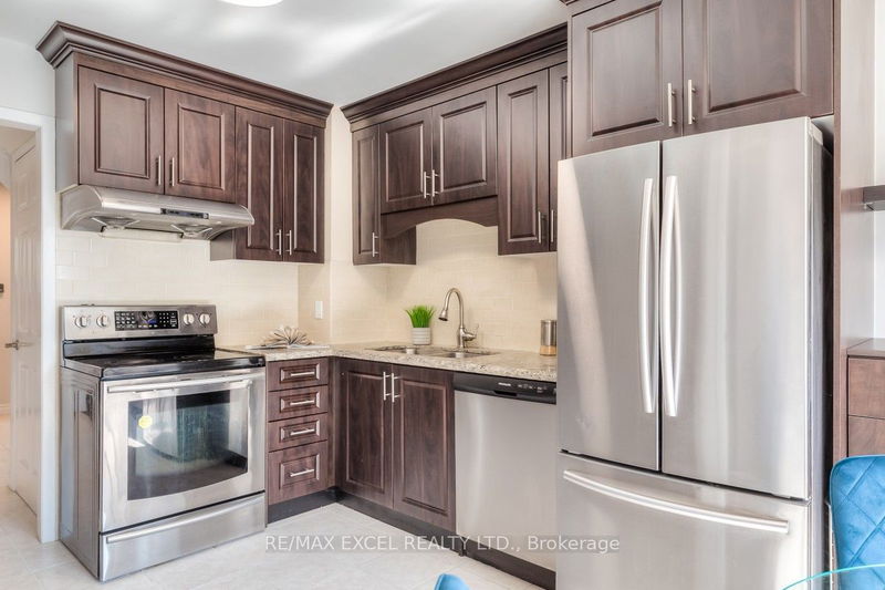 65 Alanbull Sq  Toronto, M1V 4M2 | Image 11