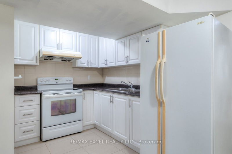 65 Alanbull Sq  Toronto, M1V 4M2 | Image 31