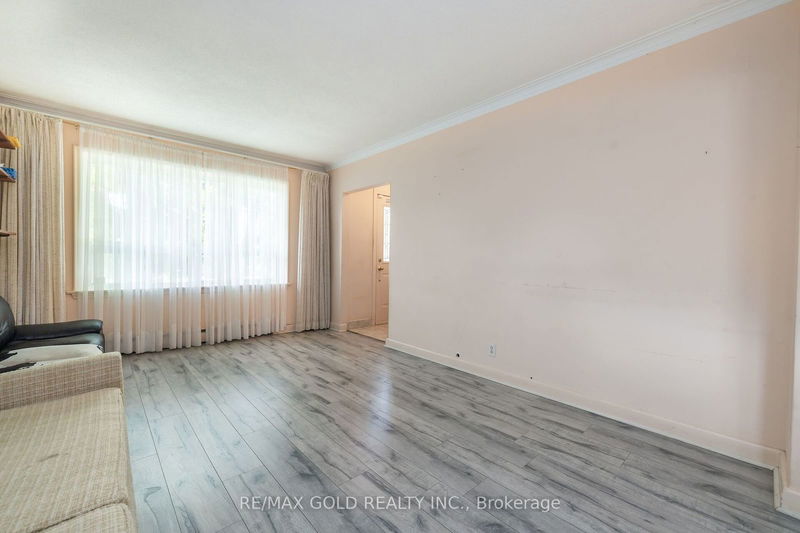 98 Marble Arch Cres  Toronto, M1R 1W9 | Image 12