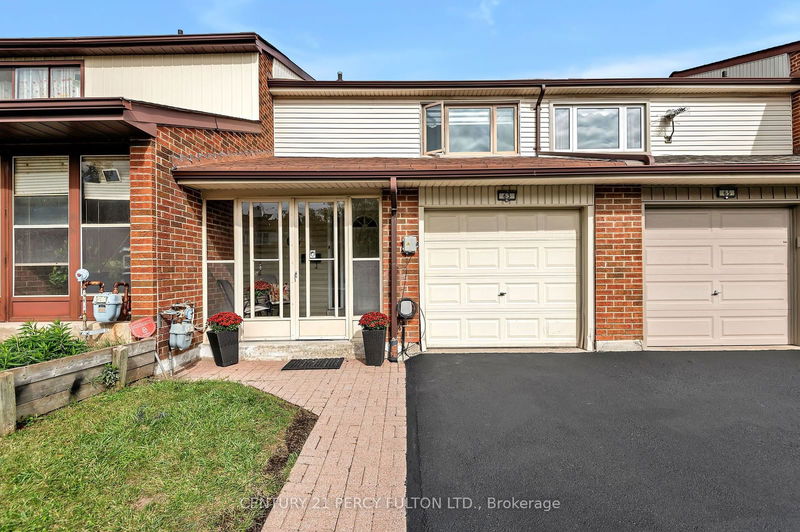 63 Springhouse Sq  Toronto, M1W 2X2 | Image 2