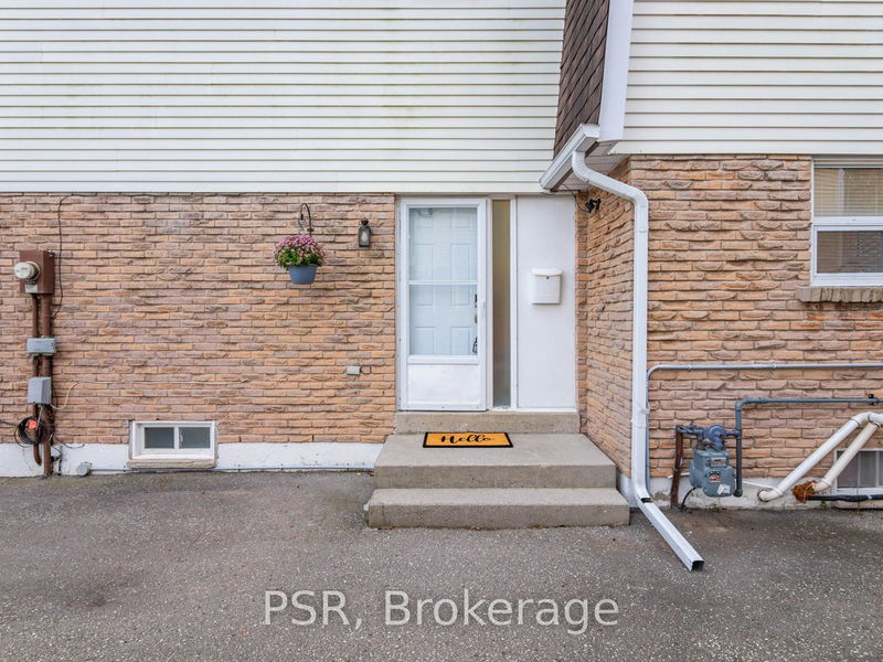 1158 Venus Cres  Oshawa, L1J 6E4 | Image 4