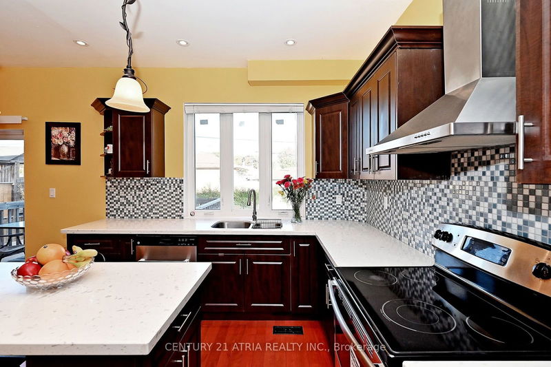 25 Crosland Dr E Toronto, M1R 4M6 | Image 12