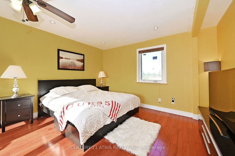 25 Crosland Dr E Toronto, M1R 4M6 | Image 21